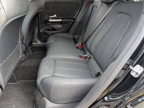 Certified 2025 Mercedes-Benz GLA 250 image 19