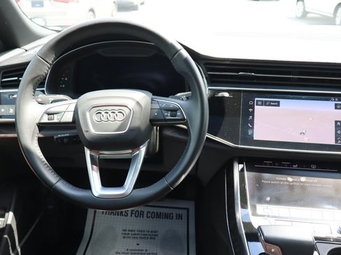Used 2019 Audi Q8 Premium Plus AWD/4WD image 11
