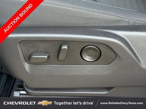 Used 2024 Chevrolet Silverado 1500 Custom RWD image 28