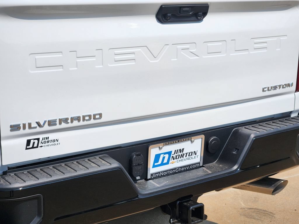 New 2026 Chevrolet Silverado 2500 Custom w/ Custom Convenience Package AWD/4WD image 7