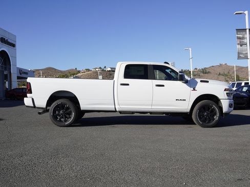 New 2026 RAM 3500 Big Horn AWD/4WD image 3