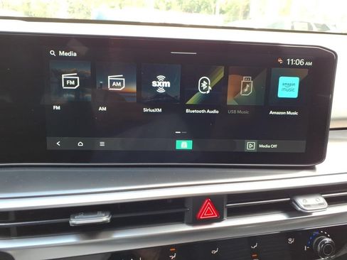 New 2026 Kia Sorento LX FWD image 18