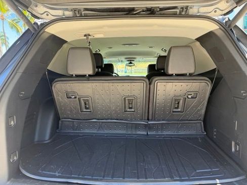 Used 2020 Chevrolet Traverse RS w/ LPO, Floor Liner Package FWD image 5