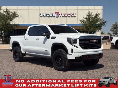 Used 2024 GMC Sierra 1500 AT4 w/ Technology Package AWD/4WD image 4