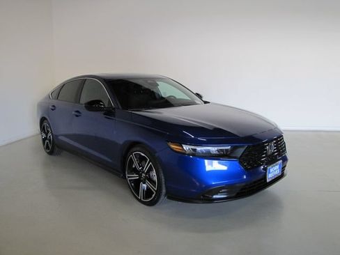 Certified 2023 Honda Accord Sport image 3