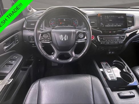 Used 2022 Honda Pilot Touring image 8