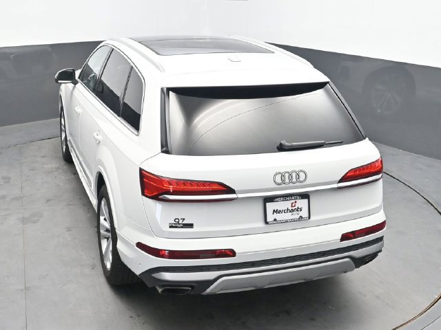 Used 2025 Audi Q7 3.0T Premium Plus AWD/4WD image 27