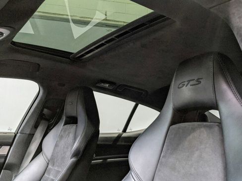 Used 2015 Porsche Panamera GTS image 32