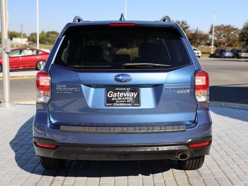 Used 2017 Subaru Forester 2.5i Touring image 4
