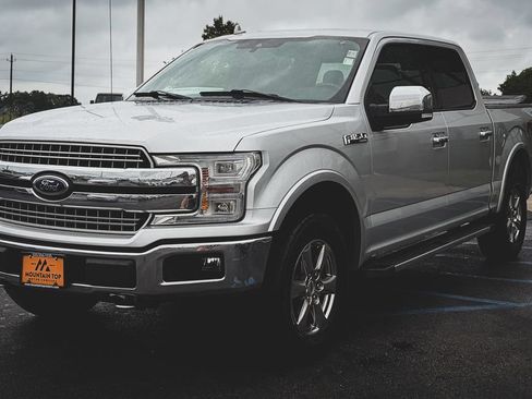 Used 2018 Ford F150 Lariat w/ Equipment Group 502A Luxury AWD/4WD image 6