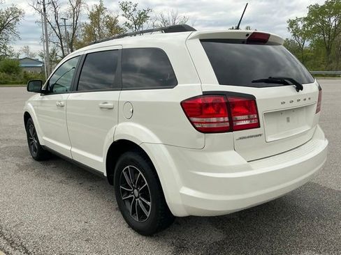 Used 2017 Dodge Journey SE w/ Flexible Seating Group FWD image 4