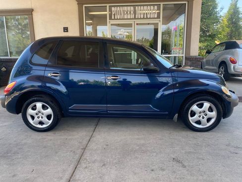 Used 2002 Chrysler PT Cruiser Touring FWD image 6