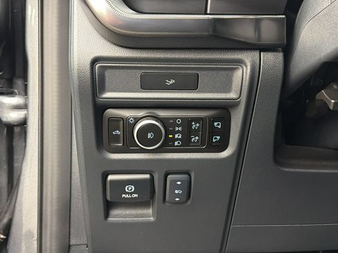 Used 2026 Ford F150 Lariat AWD/4WD image 24