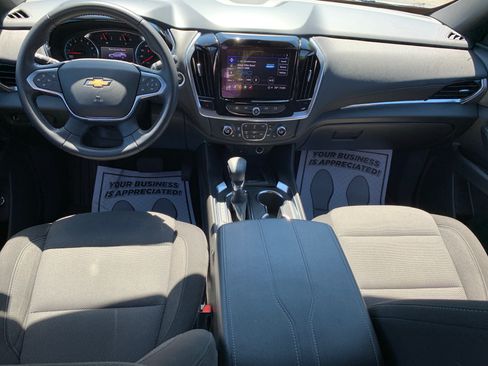 Used 2022 Chevrolet Traverse LT FWD image 26