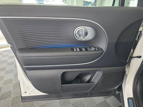 New 2026 Hyundai Ioniq 9 SEL AWD/4WD image 32