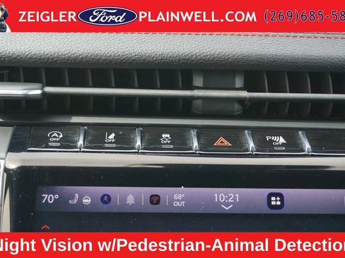 Used 2022 Jeep Grand Cherokee Trailhawk w/ ADV Protech Group II AWD/4WD image 23