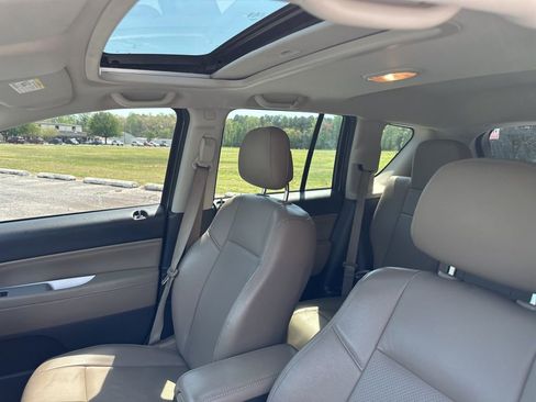 Used 2016 Jeep Compass High Altitude image 11