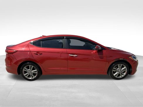 Used 2017 Hyundai Elantra SE w/ SE A/T Tech Package 03 FWD image 4