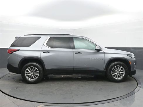 Certified 2023 Chevrolet Traverse LT image 6