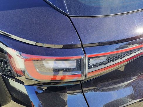 Used 2023 Volkswagen ID.4 Pro S Plus image 8