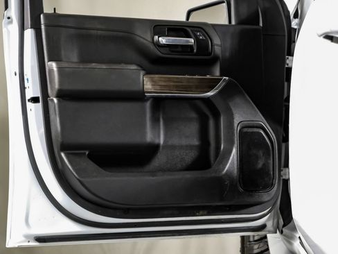 Used 2022 Chevrolet Silverado 2500 LT AWD/4WD image 33