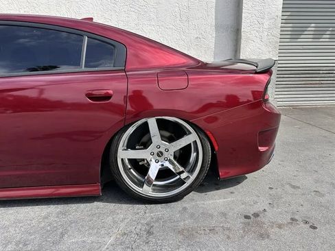 Used 2019 Dodge Charger R/T w/ Driver Confidence Group RWD image 19