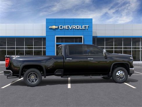 New 2026 Chevrolet Silverado 3500 LTZ w/ LTZ Plus Package image 29