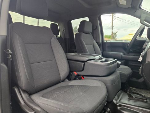 Used 2022 Chevrolet Silverado 2500 W/T w/ WT Fleet Convenience Package image 16