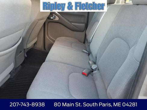 Used 2020 Nissan Frontier SV w/ Midnight Edition Floor Mats AWD/4WD image 12
