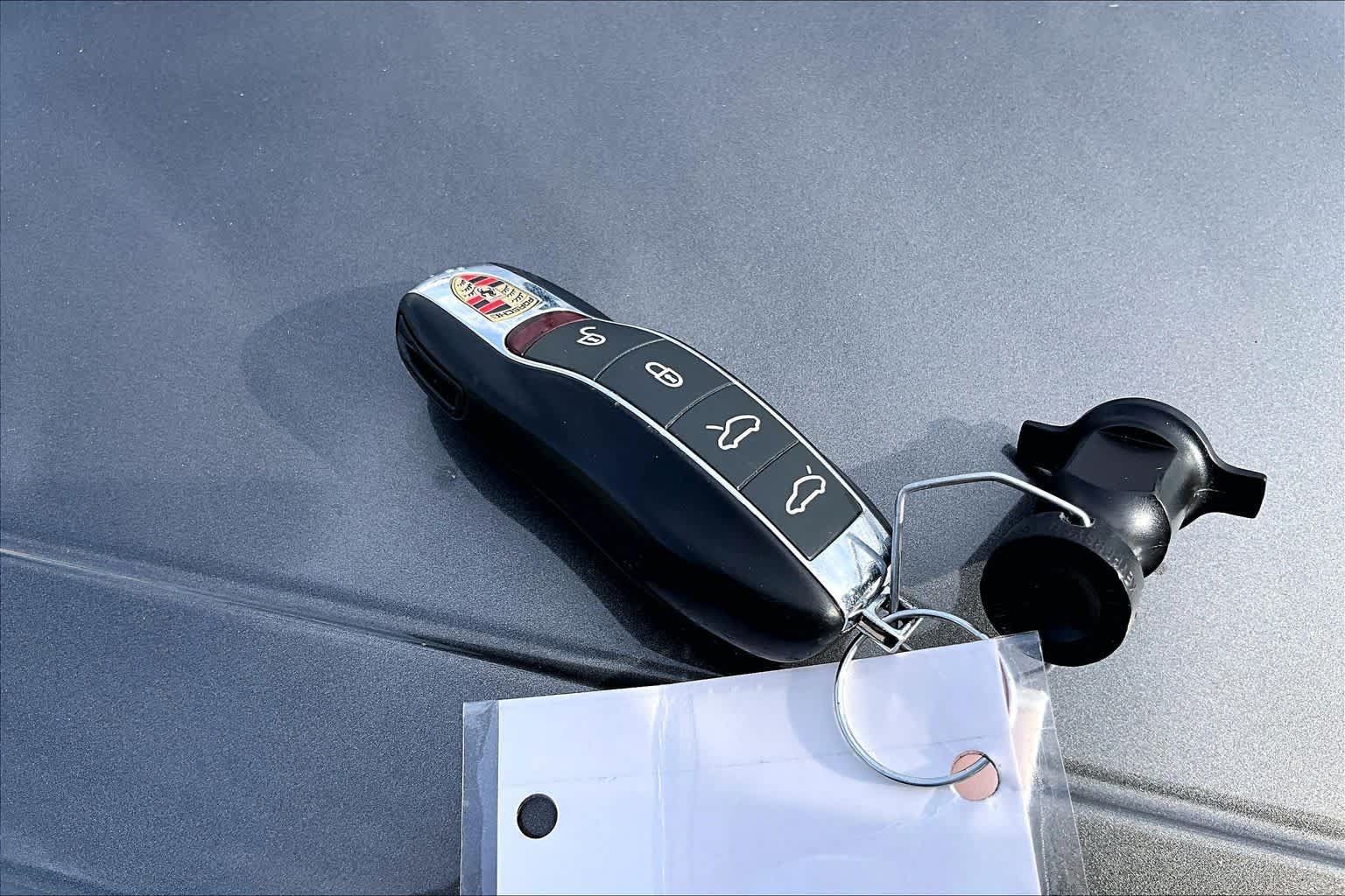 Used 2014 Porsche Cayman RWD image 15