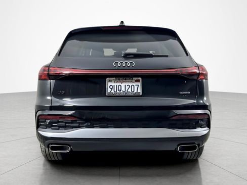 Used 2025 Audi Q5 Premium Plus w/ Premium Plus AWD/4WD image 4