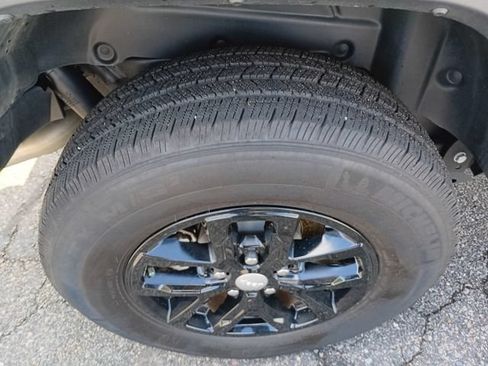 Used 2023 Jeep Wrangler Unlimited Sport AWD/4WD image 25