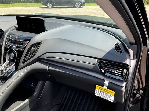 Used 2024 Acura RDX SH-AWD image 21