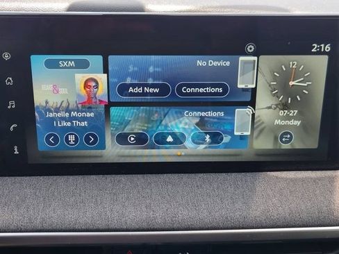 Used 2025 Nissan Kicks SV w/ Illumination Package FWD image 15