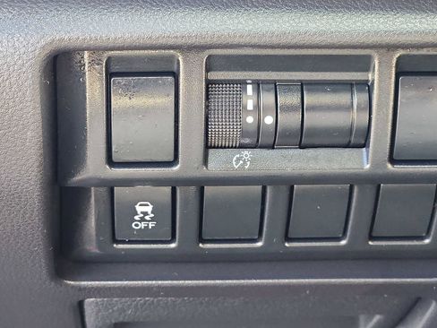 Used 2019 Subaru Impreza 2.0i image 23