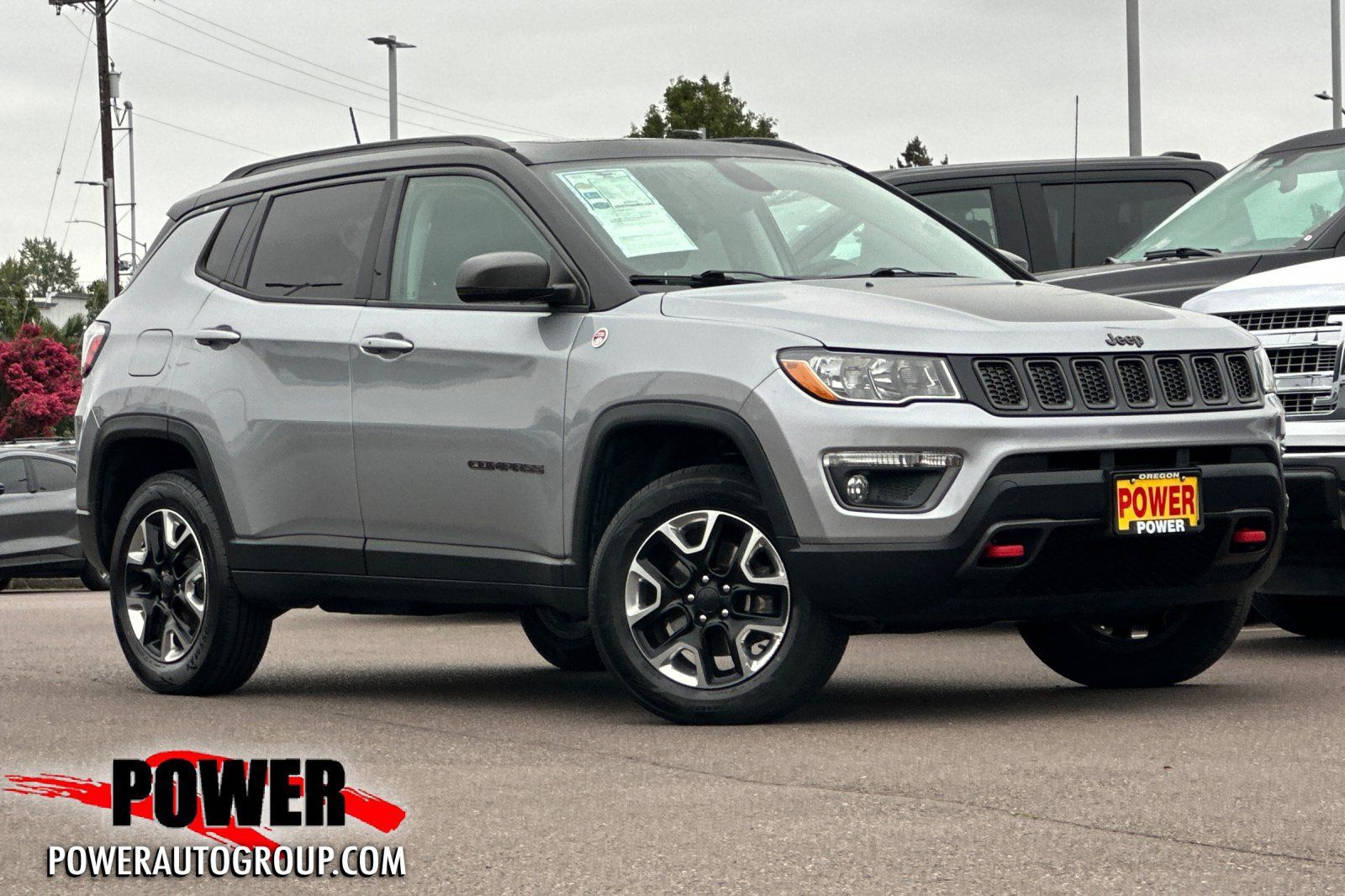 Used 2018 Jeep Compass Trailhawk w/ Leather Interior Group AWD/4WD image 1
