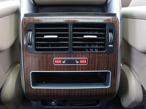 Used 2016 Land Rover Range Rover Sport HSE image 42