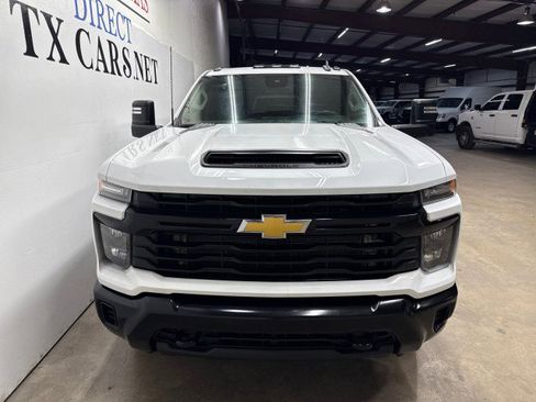 Used 2025 Chevrolet Silverado 3500 W/T image 14