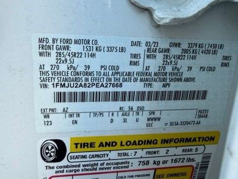 Used 2023 Ford Expedition Limited AWD/4WD image 12