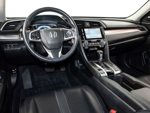 Used 2016 Honda Civic Touring image 7