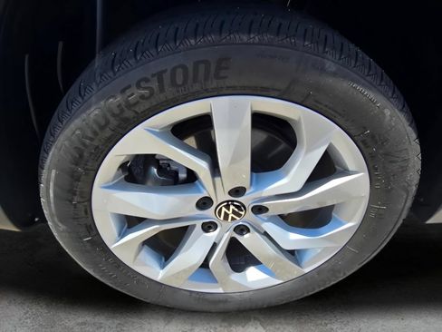 Used 2023 Volkswagen Taos S AWD/4WD image 31