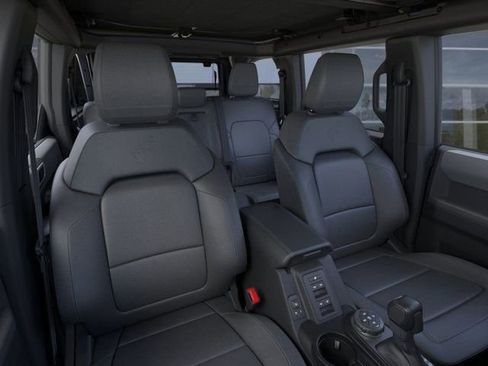 New 2025 Ford Bronco Big Bend w/ Black Diamond Package AWD/4WD image 11