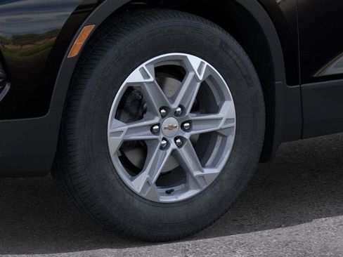 New 2026 Chevrolet Blazer LT image 9