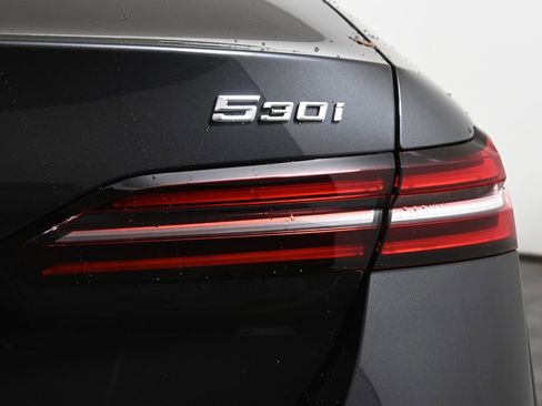 New 2026 BMW 530i xDrive w/ M Sport Package image 13
