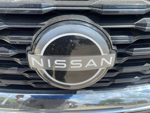Used 2023 Nissan Rogue SV FWD image 18