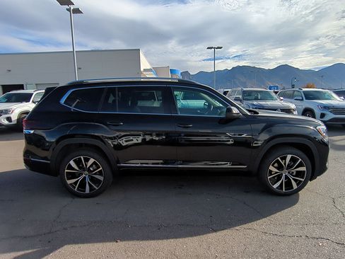 New 2026 Volkswagen Atlas SEL Premium R-Line AWD/4WD image 2