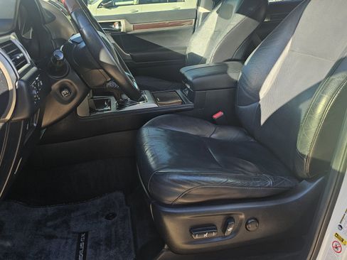 Used 2014 Lexus GX 460 w/ Premium Package AWD/4WD image 27