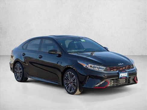 Used 2024 Kia Forte GT w/ GT2 Package image 3