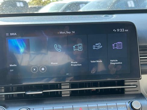 Certified 2024 Hyundai Kona SEL AWD/4WD image 28