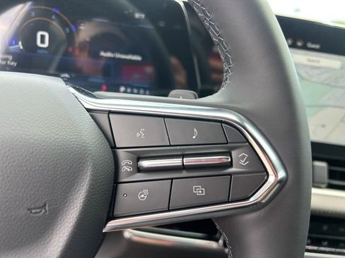 New 2026 Chevrolet Equinox LT w/ Convenience Package II FWD image 19